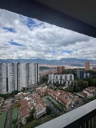Apartamento en arriendo Antioquia Medellín Asomadera No2 60 m2 Habitaciones 3 Baños 2 Garajes 1 Precio $3600000