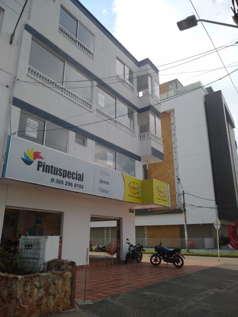 Local en arriendo Valle Del Cauca Cali Cañaveralejo - Seguros Patria 80 m2 Habitaciones 0 Baños 1 Garajes 0 Precio $2670000