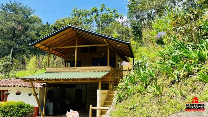 Apartamento en arriendo Antioquia Medellín Santa Rosa De Lima 30 m2 Habitaciones 1 Baños 1 Garajes 0 Precio $2100000