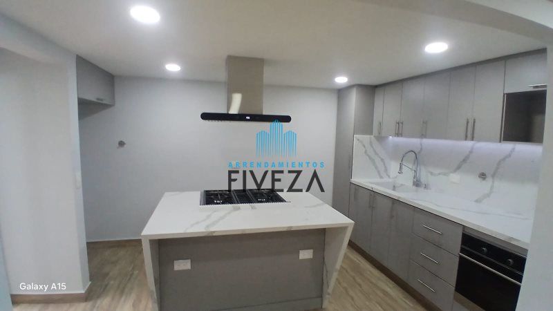 Casa en arriendo Antioquia Envigado Milán - Vallejuelos 90 m2 Habitaciones 4 Baños 3 Garajes 2 Precio $6347560