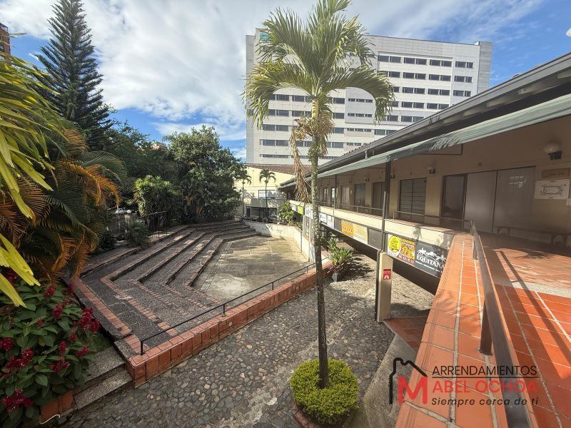 Oficina en arriendo Antioquia Envigado Pontevedra 10 m2 Habitaciones 0 Baños 0 Garajes 7 Precio $1150000