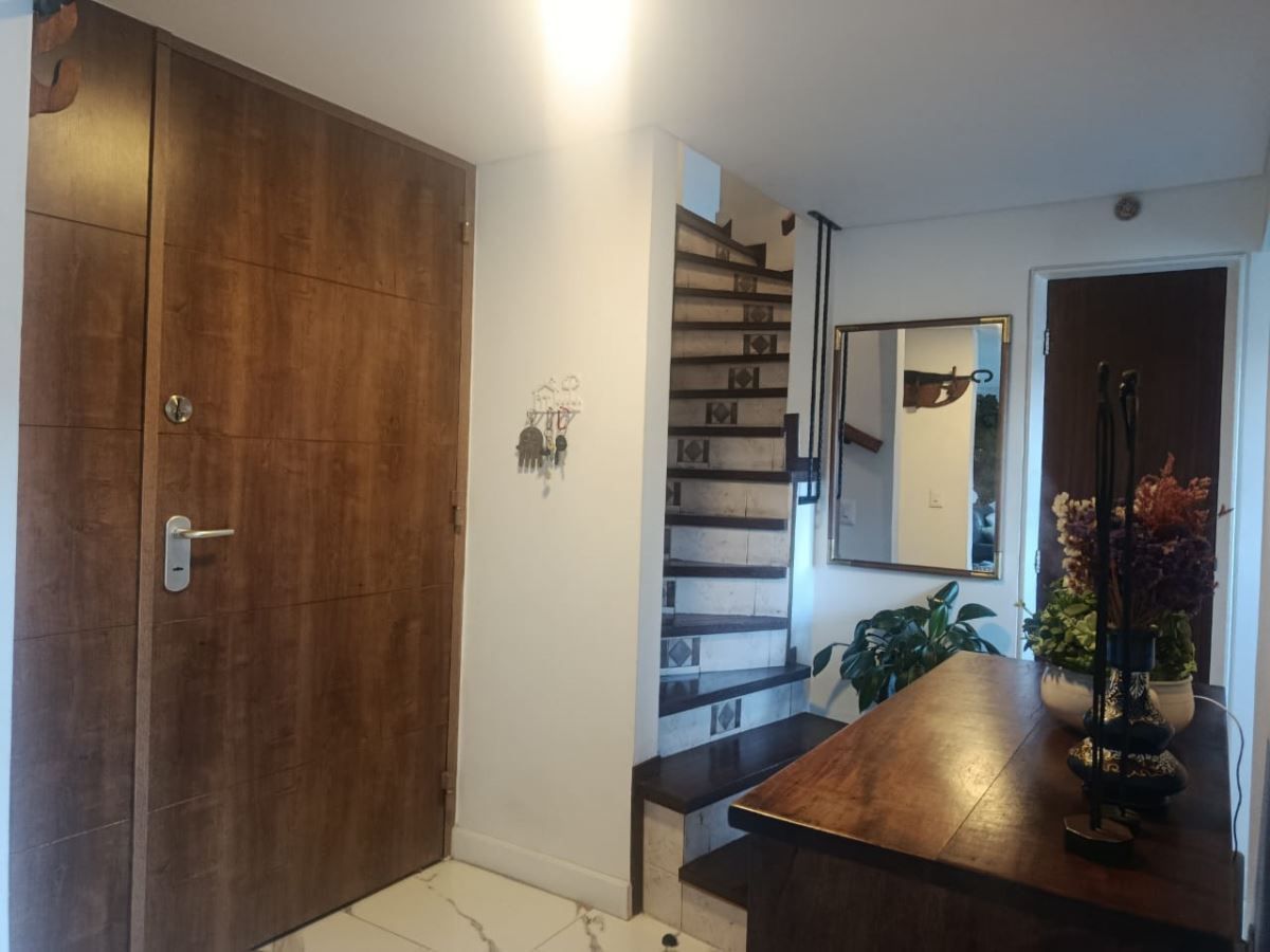 Apartamento en arriendo Cundinamarca Bogotá La Castellana 144 m2 Habitaciones 3 Baños 4 Garajes 1 Precio $5000000