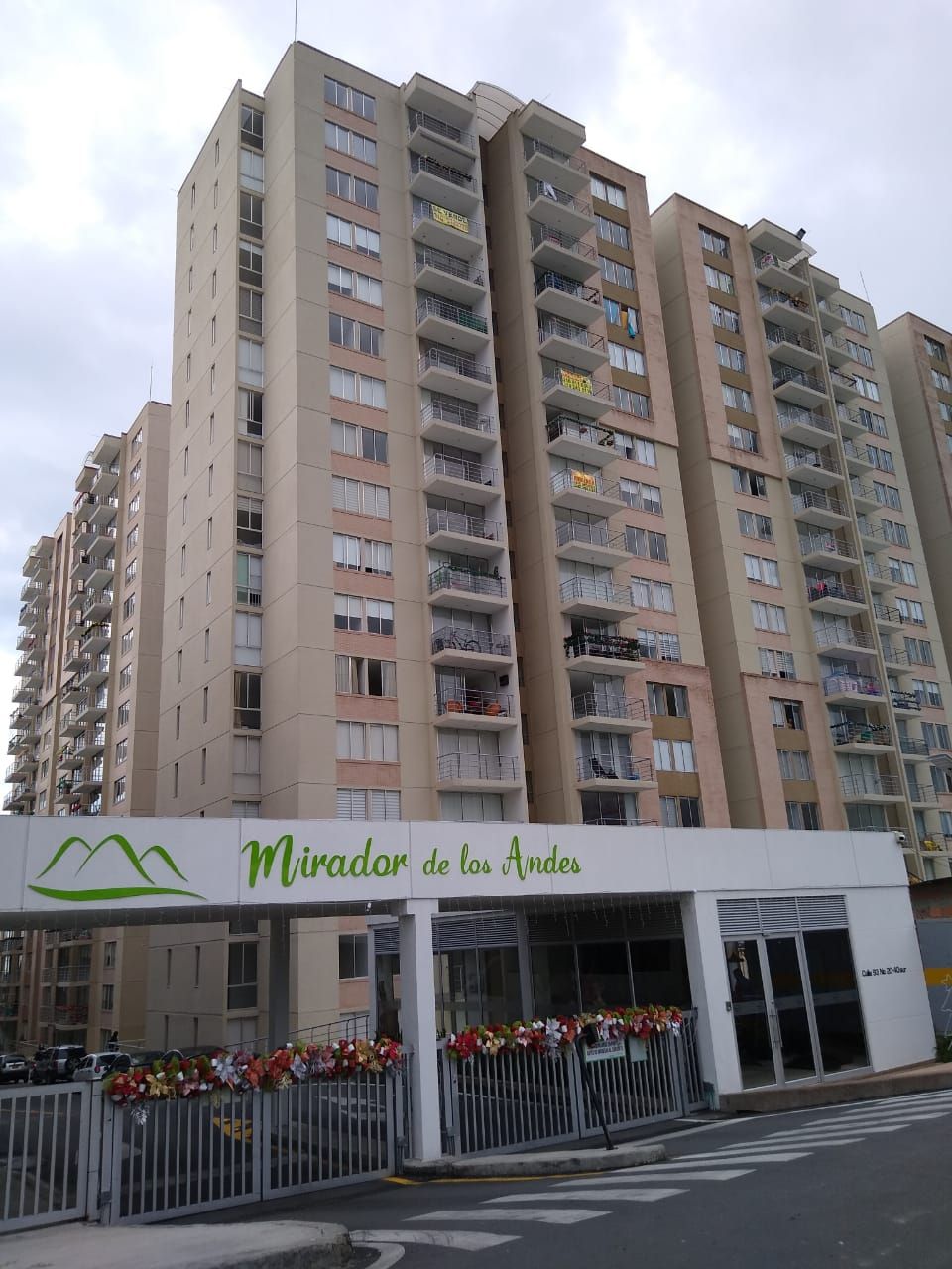 Apartamento en arriendo o venta Tolima Ibagué Mirador De Los Andes 74 m2 Habitaciones 3 Baños 2 Garajes 1 Precio venta $250000000 Precio arriendo $1300000