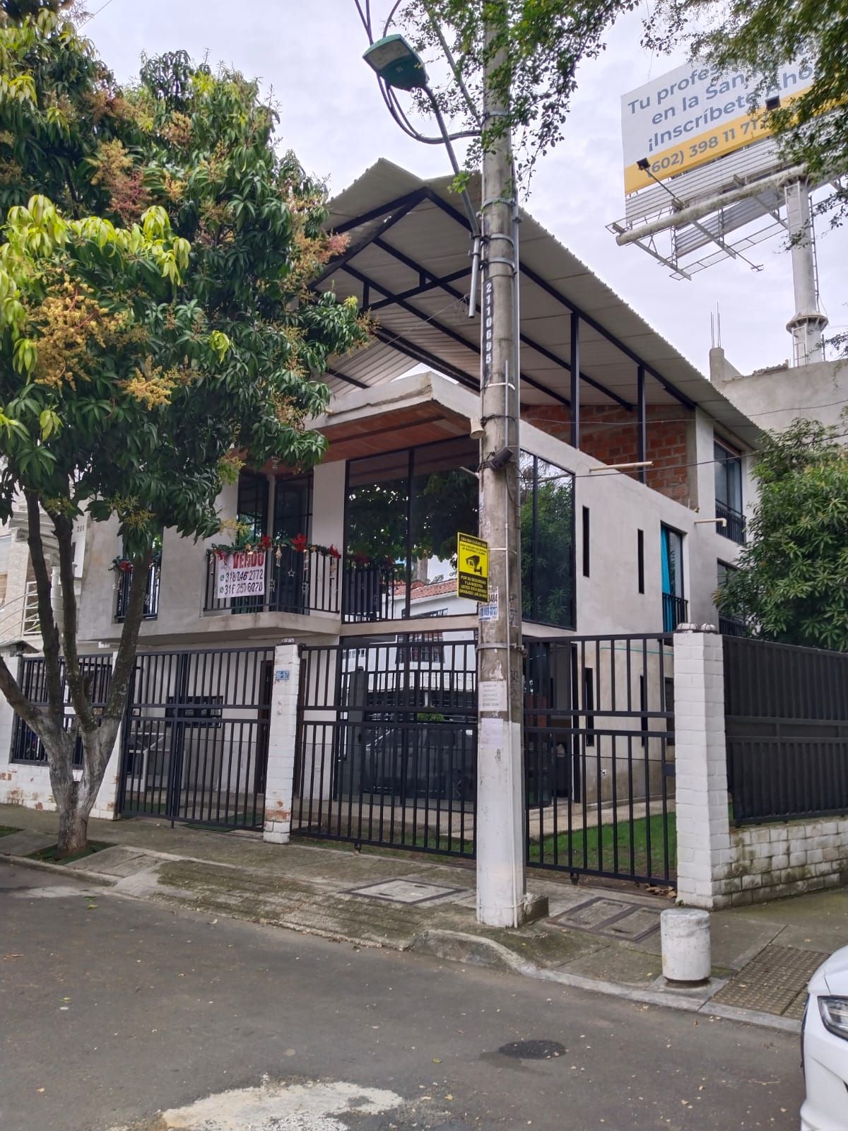 Casa en venta Valle Del Cauca Cali Zona De Reserva Agricola 200 m2 Habitaciones 5 Baños 6 Garajes 2 Precio $500000000