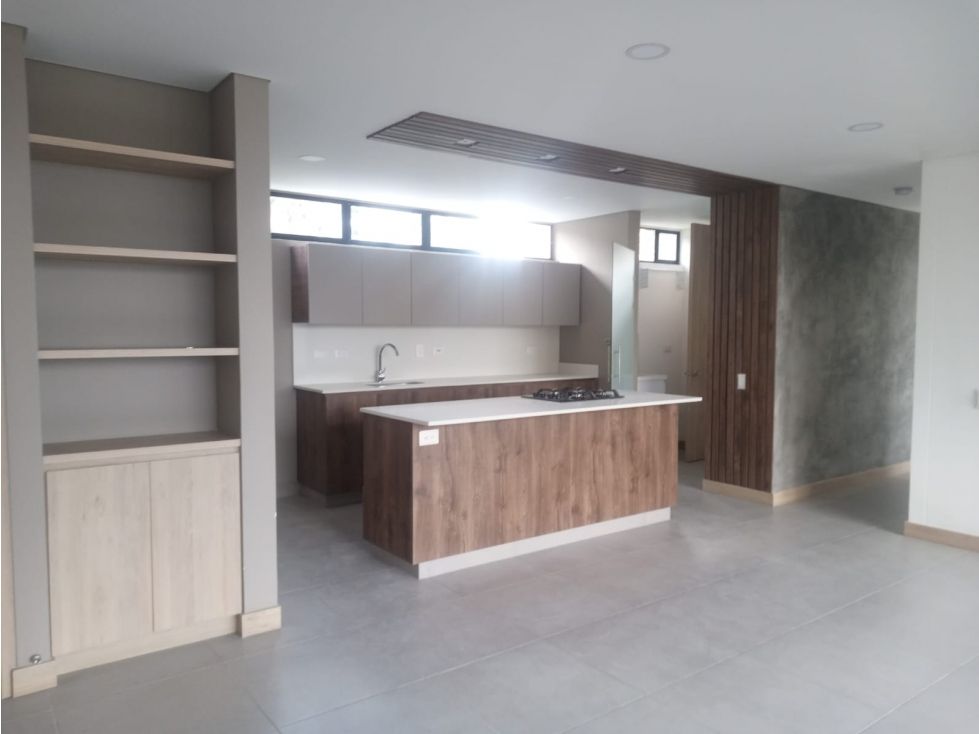 Apartamento en arriendo Antioquia Medellín El Tesoro 128 m2 Habitaciones 3 Baños 4 Garajes 2 Precio $7900000