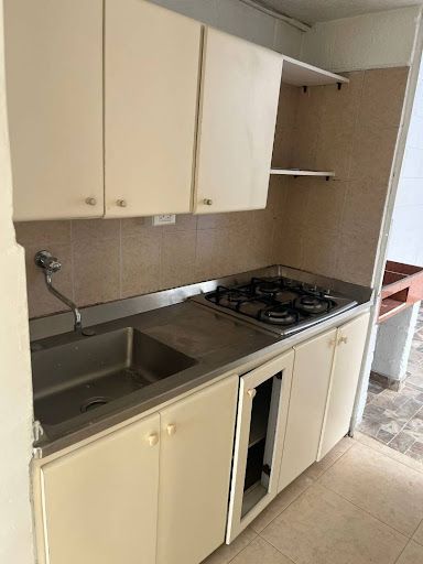 Casa en arriendo Antioquia Medellín Cucaracho 100 m2 Habitaciones 4 Baños 2 Garajes 0 Precio $1700000