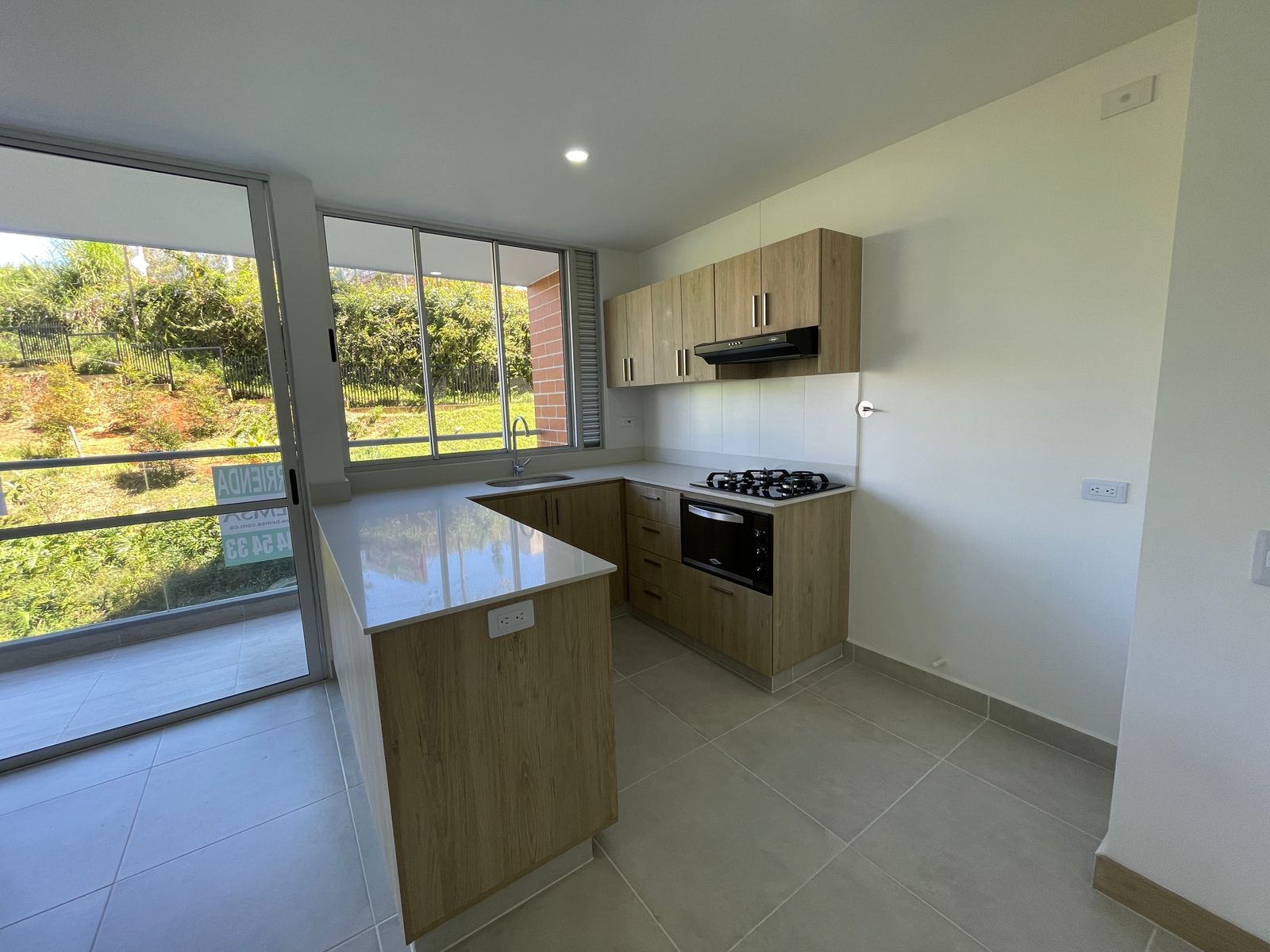 Apartamento en arriendo Antioquia Rionegro El Faro 97 m2 Habitaciones 3 Baños 3 Garajes 1 Precio $3000000