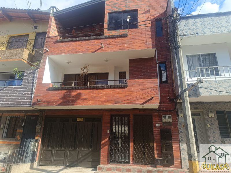 Casa en arriendo Antioquia Envigado Alcalá 116 m2 Habitaciones 4 Baños 3 Garajes 0 Precio $2500000
