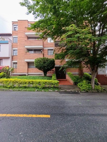 Apartamento en arriendo Antioquia Medellín Santa Teresita 98 m2 Habitaciones 3 Baños 2 Garajes 1 Precio $3000000