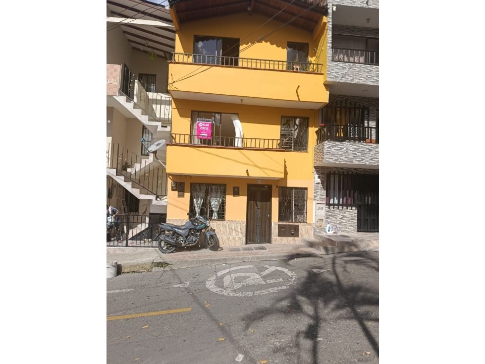 Apartamento en arriendo Antioquia Itagüí Calatrava 60 m2 Habitaciones 3 Baños 1 Garajes 0 Precio $1400000