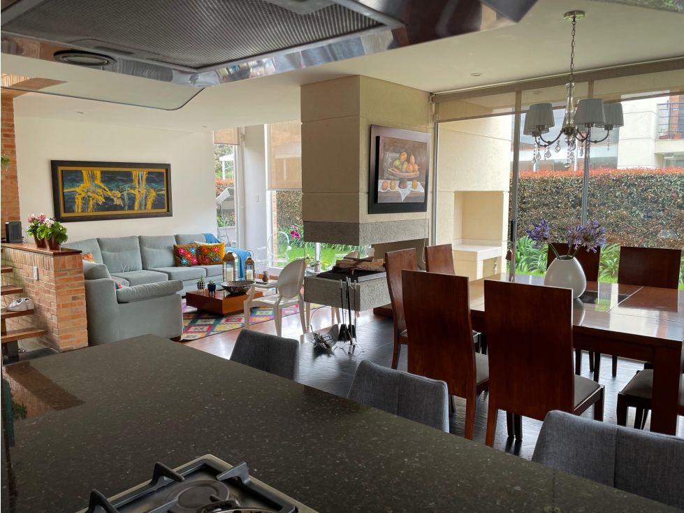 Casa en venta Cundinamarca Chía Chia 295 m2 Habitaciones 4 Baños 3 Garajes 4 Precio $1300000000