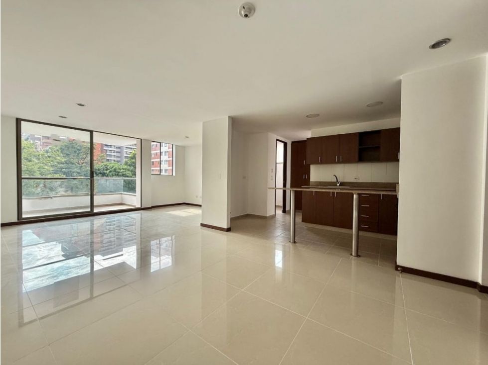 Apartamento en arriendo Antioquia Envigado Bosques De Zúñiga 120 m2 Habitaciones 3 Baños 3 Garajes 2 Precio $5500000