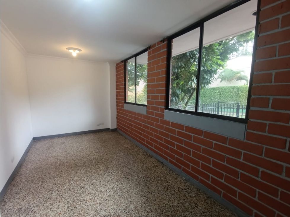 Apartamento en arriendo Antioquia Medellín Ferreni 65 m2 Habitaciones 2 Baños 2 Garajes 1 Precio $2000000