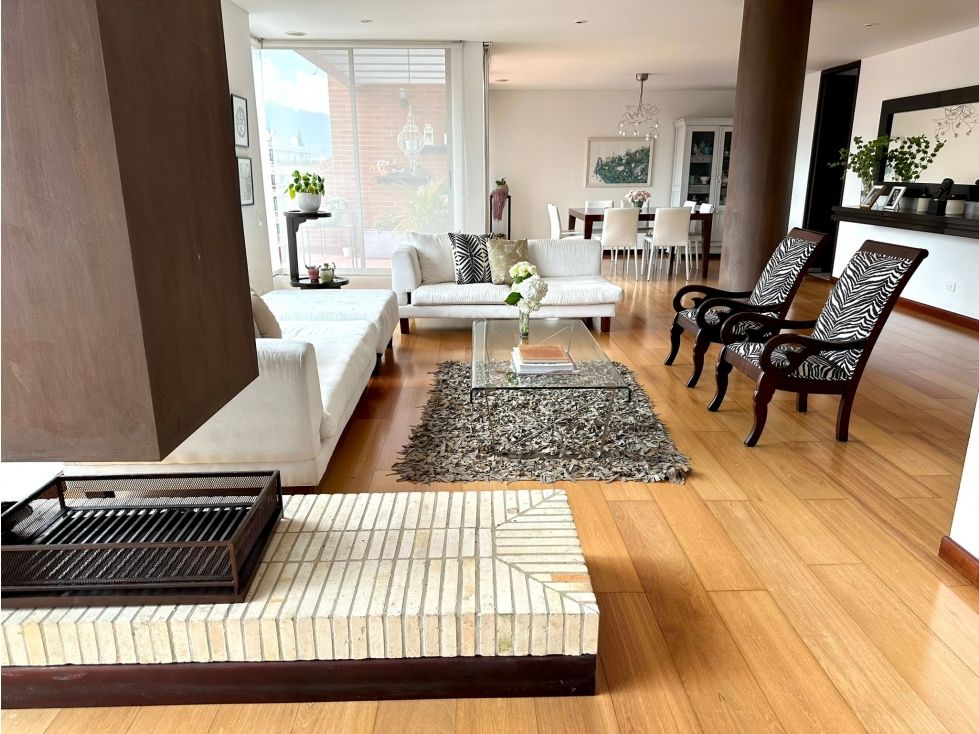Apartamento en arriendo Cundinamarca Bogotá Santa Barbara Central 237 m2 Habitaciones 4 Baños 6 Garajes 4 Precio $13000000