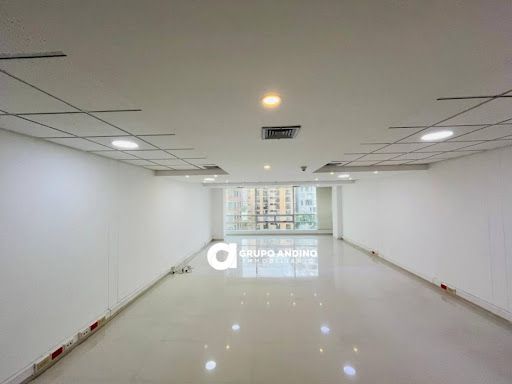 Oficina en arriendo Santander Bucaramanga Sotomayor 7699 m2 Habitaciones 0 Baños 1 Garajes 1 Precio $5613500