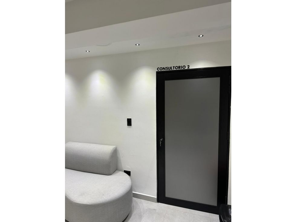Consultorio en arriendo Santander Bucaramanga Cabecera Del Llano 18 m2 Habitaciones 0 Baños 1 Garajes 0 Precio $2000000