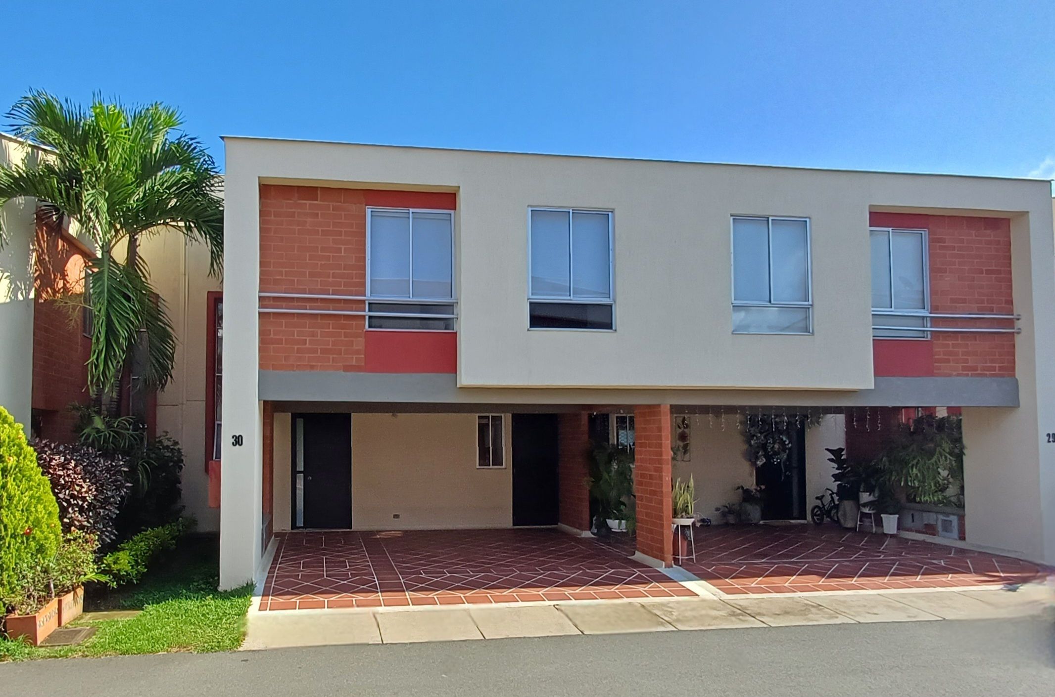 Casa en arriendo Valle Del Cauca Jamundí Cn Portales De Verde Horizonte 121 m2 Habitaciones 3 Baños 3 Garajes 2 Precio $2340000