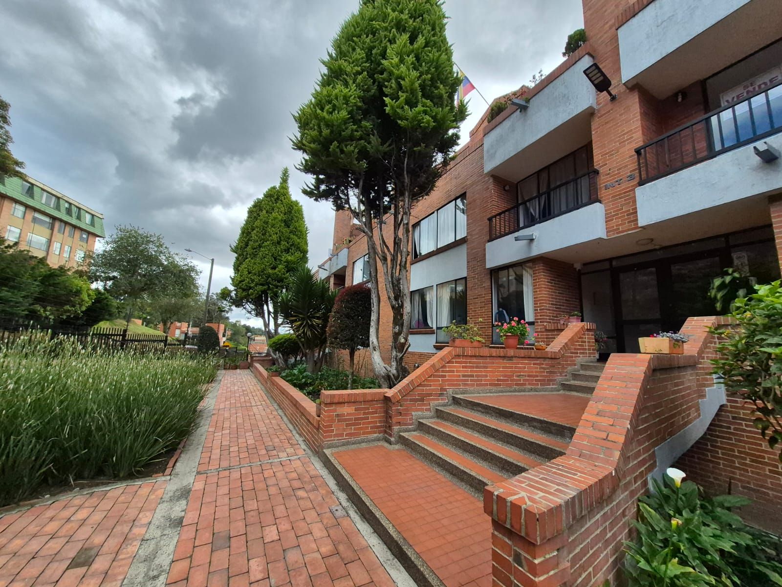 Apartamento en venta Cundinamarca Bogotá Suba Urbano 87 m2 Habitaciones 3 Baños 2 Garajes 2 Precio $460000000