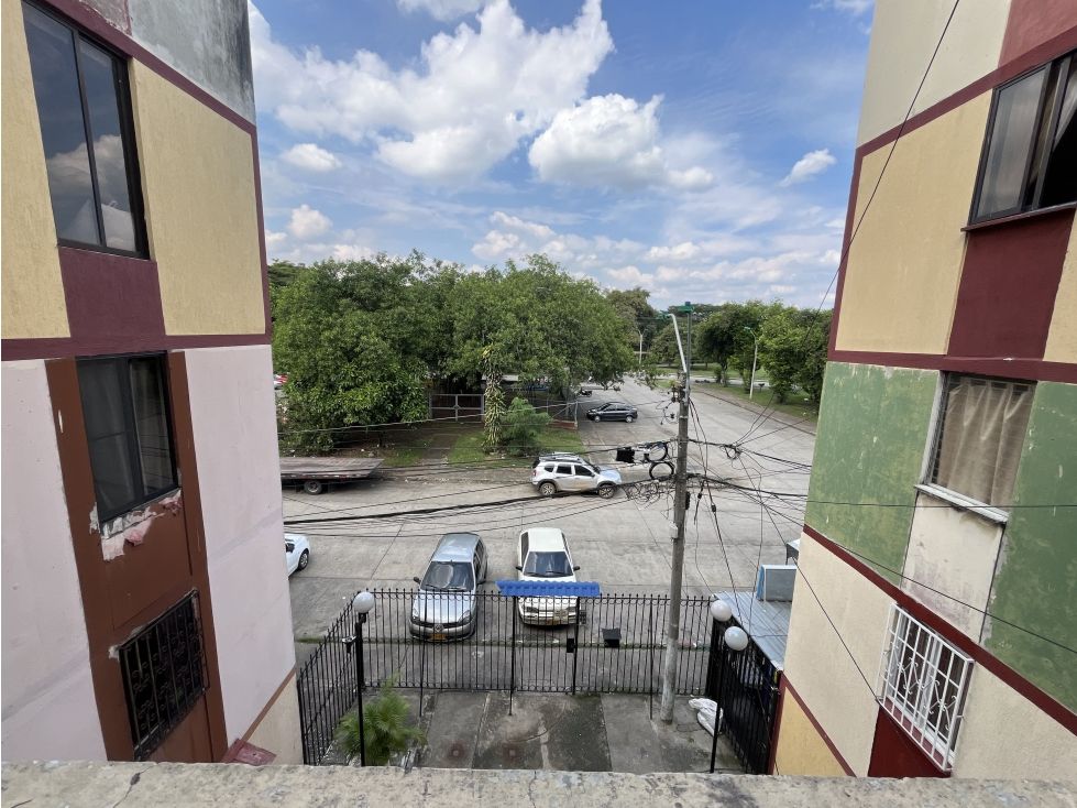 Apartamento en venta Valle Del Cauca Cali Chiminangos I 55 m2 Habitaciones 3 Baños 1 Garajes 0 Precio $99000000