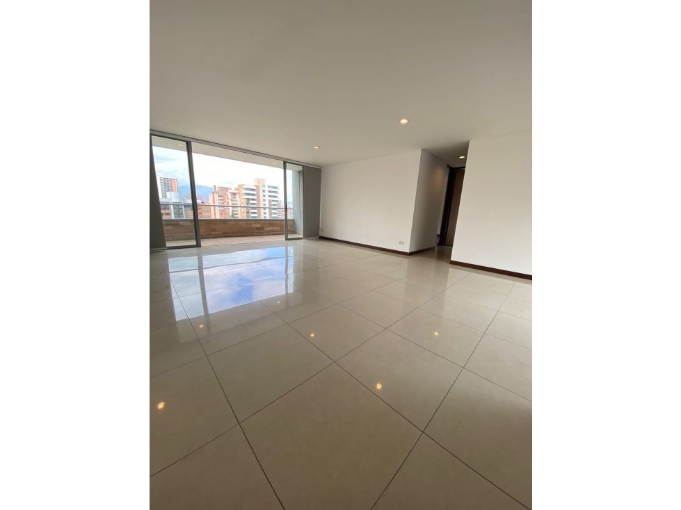 Apartamento en arriendo Antioquia Medellín Santa Maria De Los Angeles 140 m2 Habitaciones 3 Baños 3 Garajes 1 Precio $6300000