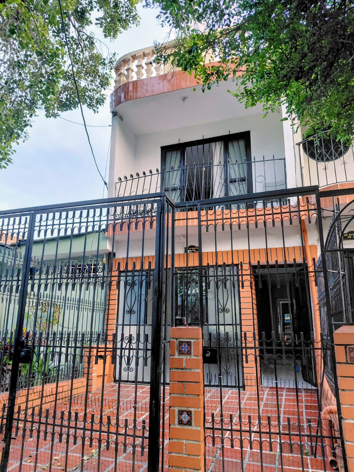 Casa en venta Valle Del Cauca Cali Vipasa 200 m2 Habitaciones 3 Baños 3 Garajes 2 Precio $399000000