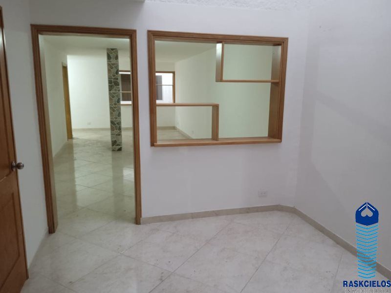 Casa en arriendo Antioquia Medellín El Nogal- Los Almendros 170 m2 Habitaciones 4 Baños 4 Garajes 0 Precio $5600000