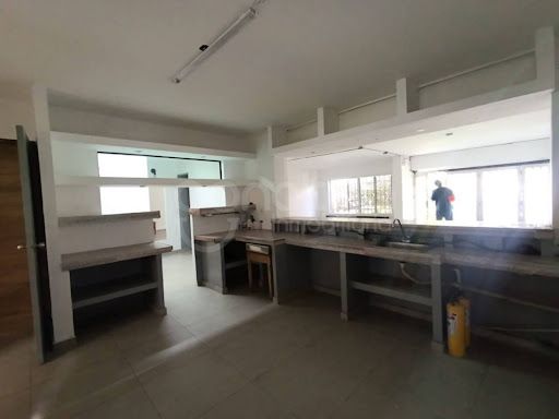 Casa en arriendo Antioquia Medellín La Candelaria 330 m2 Habitaciones 8 Baños 10 Garajes 1 Precio $18000000