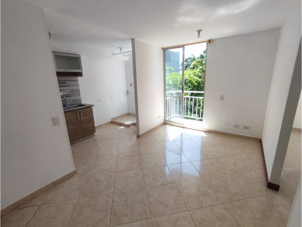 Apartamento en arriendo Antioquia Medellín Pajarito 55 m2 Habitaciones 3 Baños 1 Garajes 0 Precio $1250000