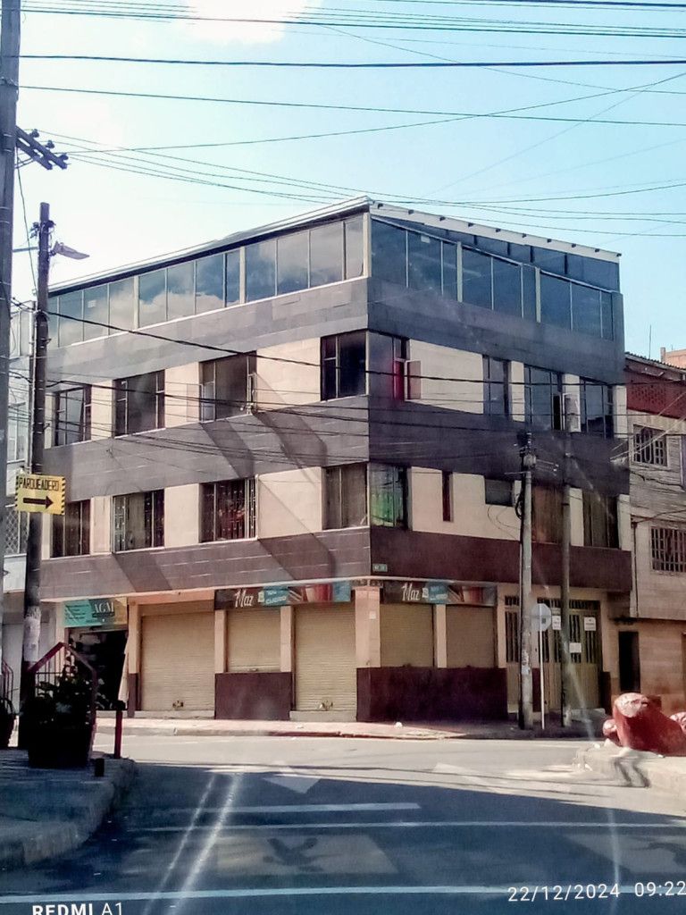 Casa en venta Cundinamarca Bogotá Restrepo Occidental 350 m2 Habitaciones 5 Baños 8 Garajes 0 Precio $1500000000