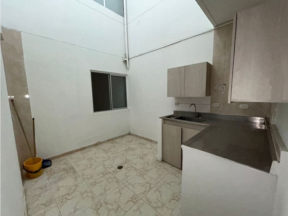 Casa en arriendo Antioquia Medellín Estadio 190 m2 Habitaciones 4 Baños 4 Garajes 0 Precio $5800000