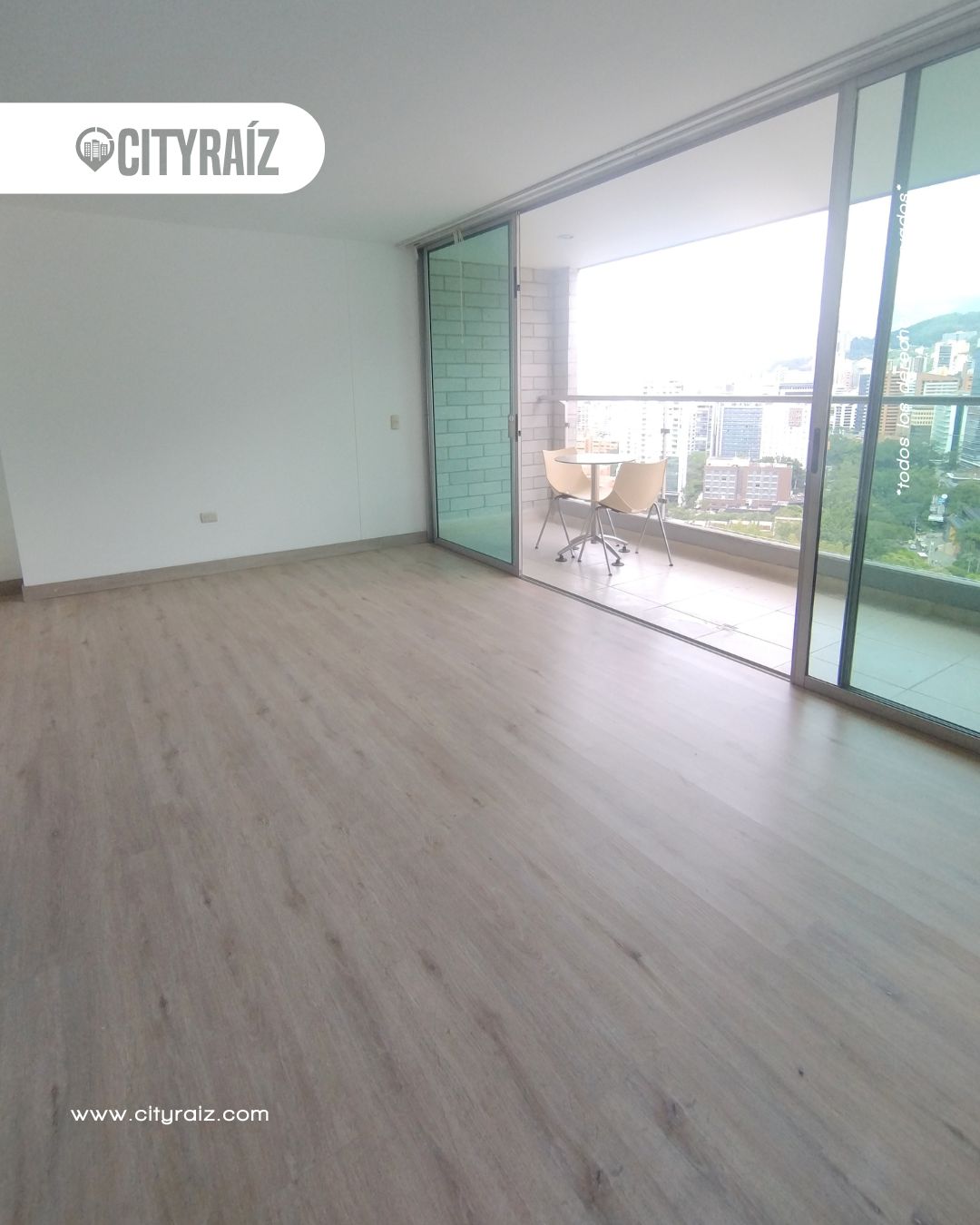 Apartaestudio en arriendo Antioquia Medellín Los Balsos No2 50 m2 Habitaciones 1 Baños 2 Garajes 1 Precio $3600000