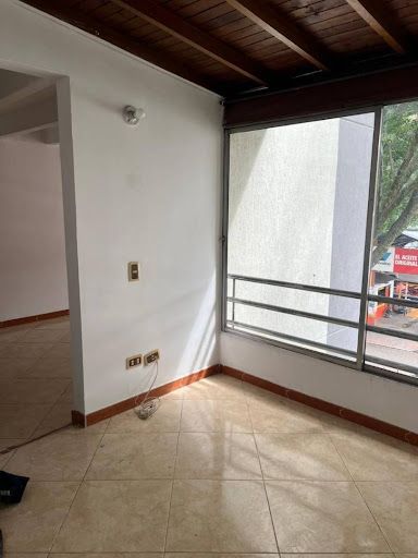 Apartamento en arriendo Antioquia Medellín La Candelaria 120 m2 Habitaciones 3 Baños 2 Garajes 1 Precio $3300000