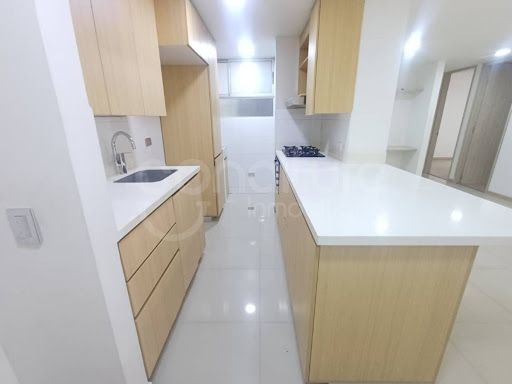 Apartamento en arriendo Antioquia Envigado La Inmaculada 83 m2 Habitaciones 2 Baños 2 Garajes 1 Precio $3500000
