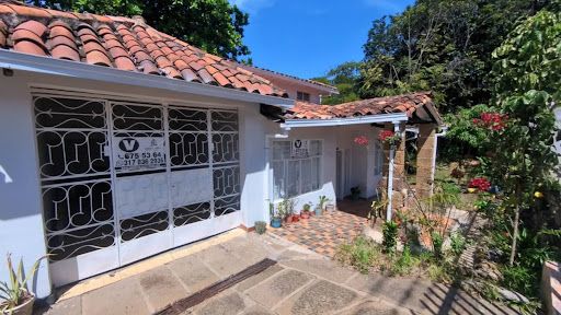 Casa Campestre en venta Santander Socorro Socorro 245 m2 Habitaciones 7 Baños 4 Garajes 2 Precio $450000000