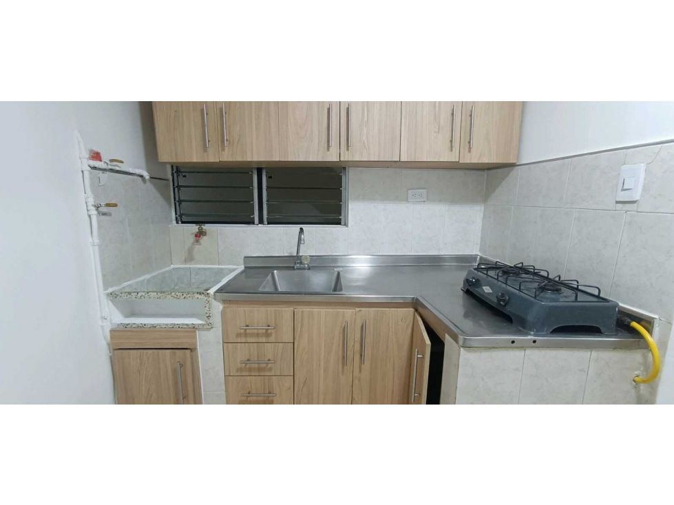 Apartaestudio en arriendo Antioquia Medellín Bermejal- Los Alamos 50 m2 Habitaciones 1 Baños 1 Garajes 0 Precio $950000