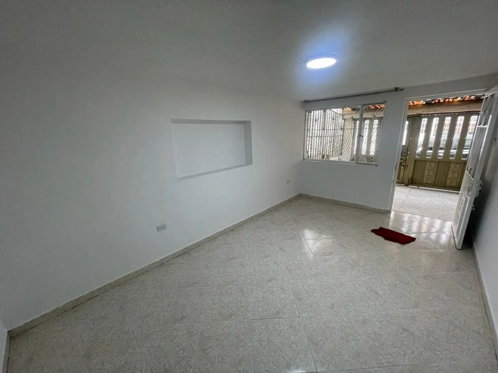 Casa en arriendo Cundinamarca Bogotá San Francisco 80 m2 Habitaciones 3 Baños 2 Garajes 0 Precio $1650000