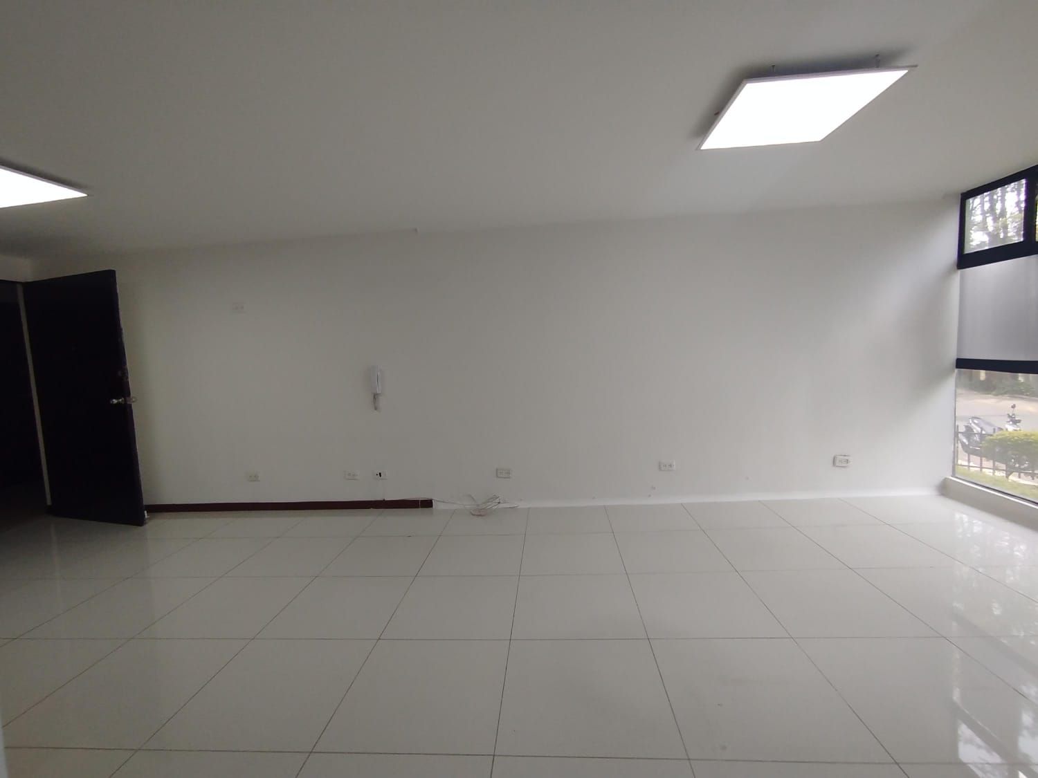 Oficina en arriendo Antioquia Medellín Cerro Nutibara 45 m2 Habitaciones 0 Baños 1 Garajes 0 Precio $2200000