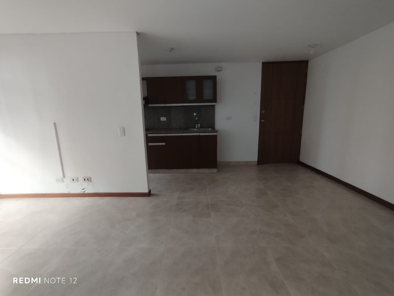 Apartamento en arriendo Antioquia La Estrella La Ferreria 60 m2 Habitaciones 3 Baños 2 Garajes 1 Precio $2200000