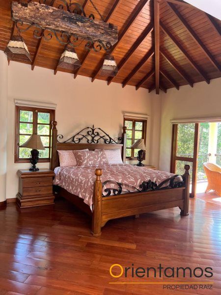 Casa en arriendo Antioquia Medellín El Diamante No2 4000 m2 Habitaciones 4 Baños 4 Garajes 0 Precio $25000000