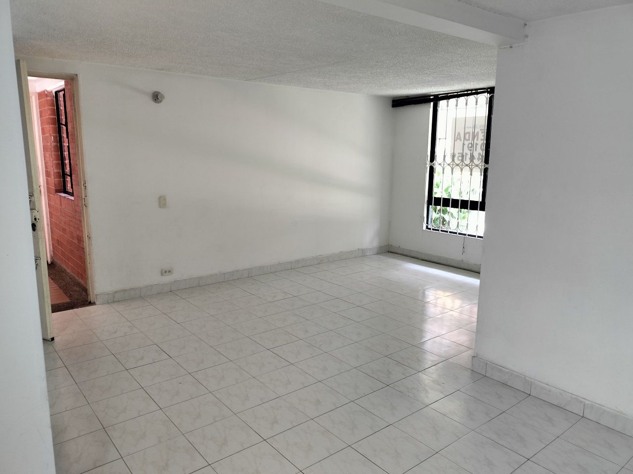 Apartamento en venta Cundinamarca Bogotá Cr Los Gualandayes 70 m2 Habitaciones 3 Baños 2 Garajes 0 Precio $295000000