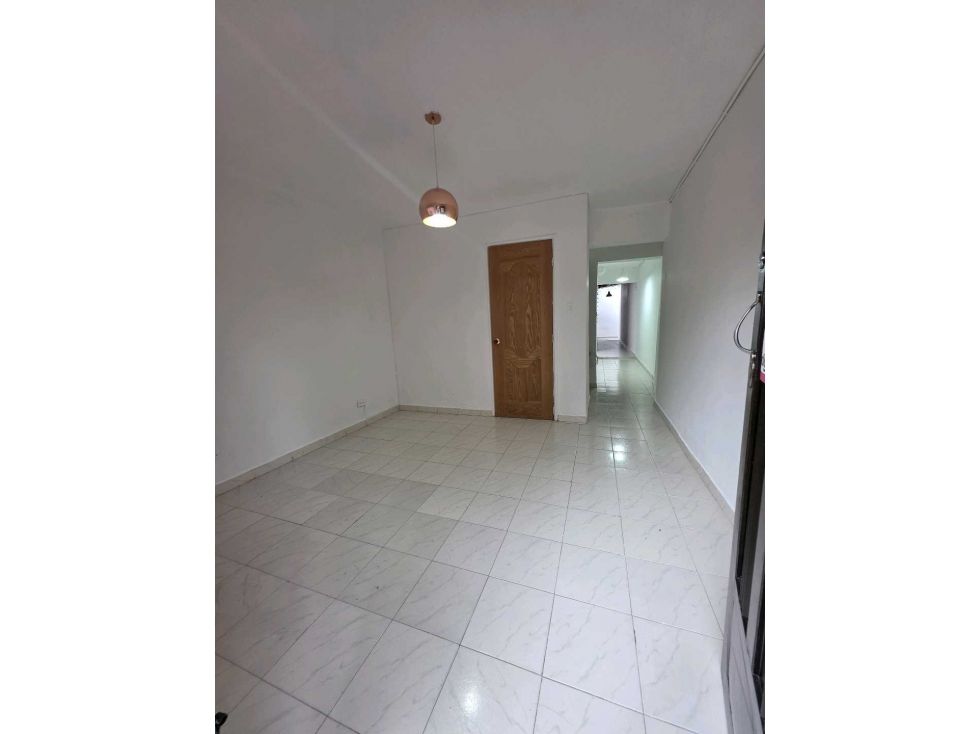 Apartamento en venta Antioquia Medellín San Javier No 2 60 m2 Habitaciones 3 Baños 1 Garajes 0 Precio $300000000