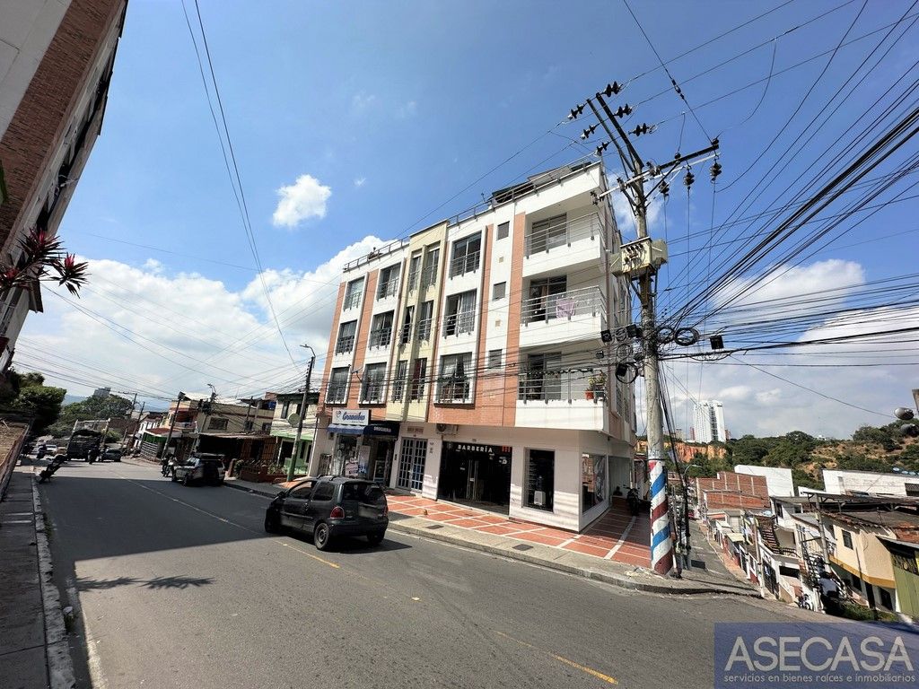 Local en venta Santander Floridablanca Nuevo Villabel 31 m2 Habitaciones 0 Baños 1 Garajes 0 Precio $148000000