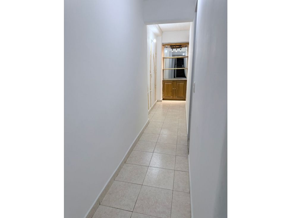 Apartamento en venta Antioquia Medellín Ferreni 70 m2 Habitaciones 3 Baños 2 Garajes 1 Precio $380000000