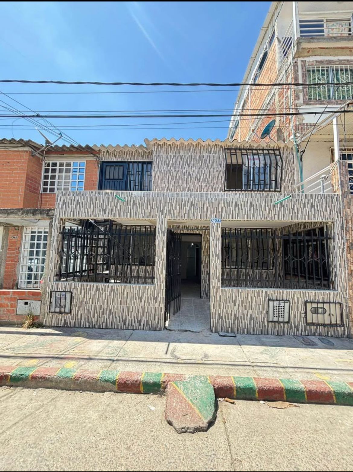 Casa en venta Valle Del Cauca Cali Ciudad Talanga - Comfenalco 120 m2 Habitaciones 4 Baños 2 Garajes 0 Precio $195000000