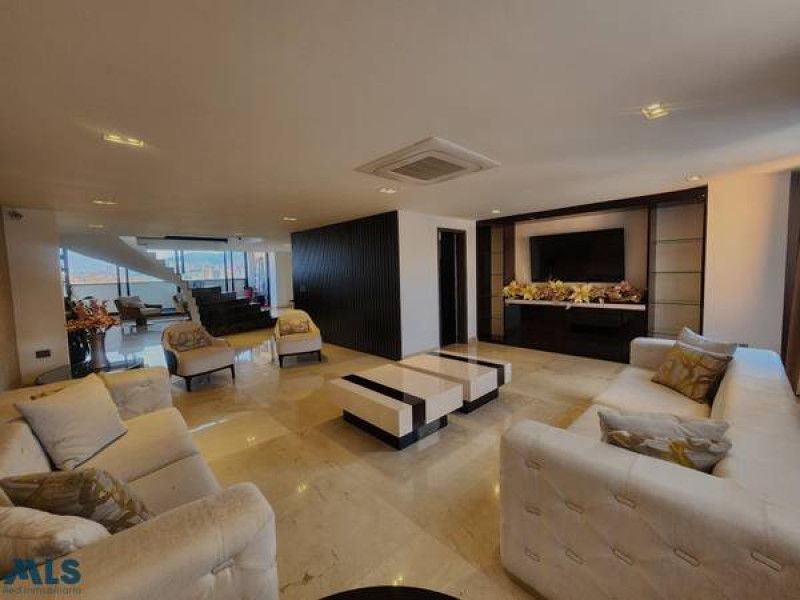 Apartamento en venta Antioquia Medellín El Nogal- Los Almendros 624 m2 Habitaciones 5 Baños 7 Garajes 2 Precio $4800000000