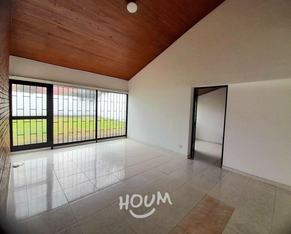 Casa en arriendo Cundinamarca Bogotá Niza 476 m2 Habitaciones 5 Baños 3 Garajes 3 Precio $6800000