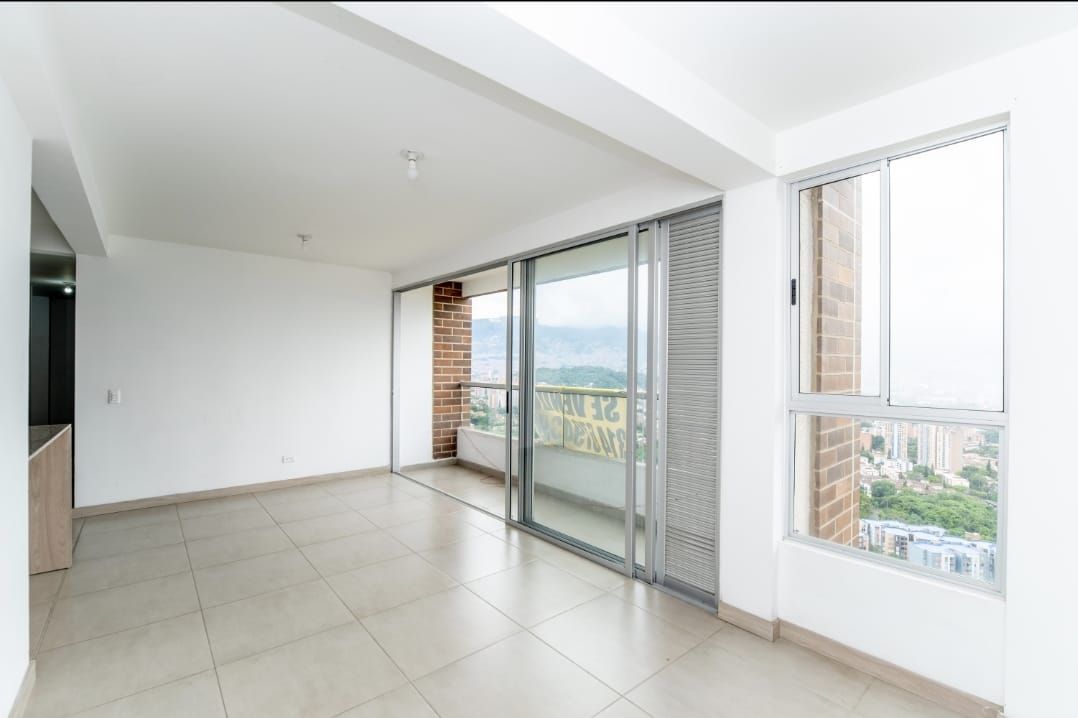 Apartamento en venta Antioquia Medellín Santa Rosa De Lima 77 m2 Habitaciones 3 Baños 2 Garajes 1 Precio $600000000