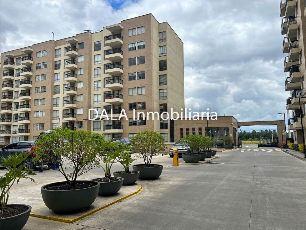 Apartamento en arriendo Cundinamarca Cajicá Santa Cruz 67 m2 Habitaciones 3 Baños 2 Garajes 1 Precio $1800000