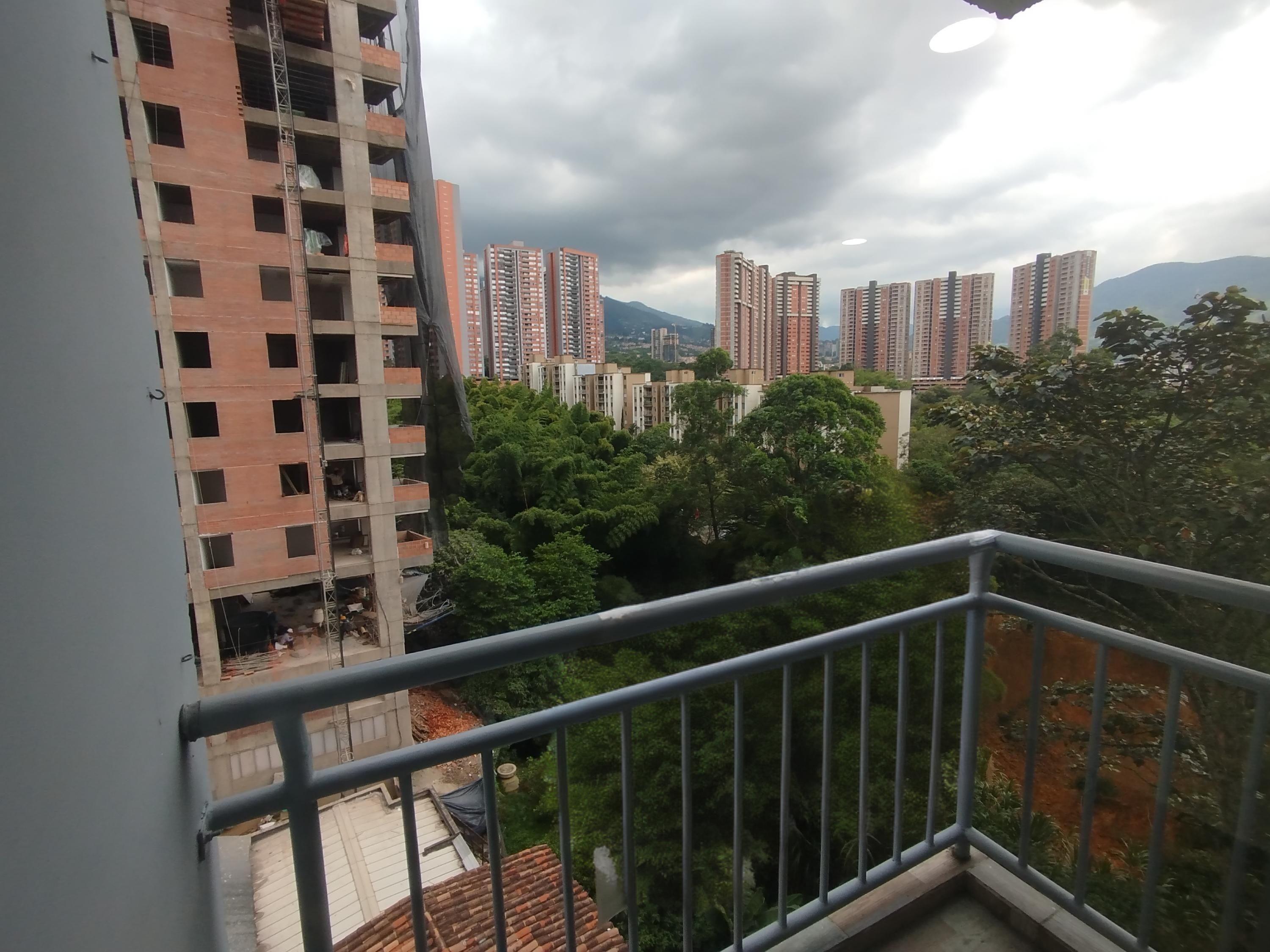 Apartamento en arriendo Antioquia Itagüí Santa Catalina 50 m2 Habitaciones 2 Baños 2 Garajes 0 Precio $2300000