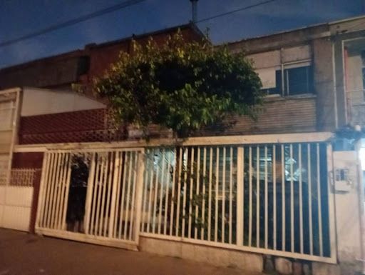 Casa en venta Cundinamarca Bogotá San Miguel 210 m2 Habitaciones 4 Baños 3 Garajes 1 Precio $1300000000